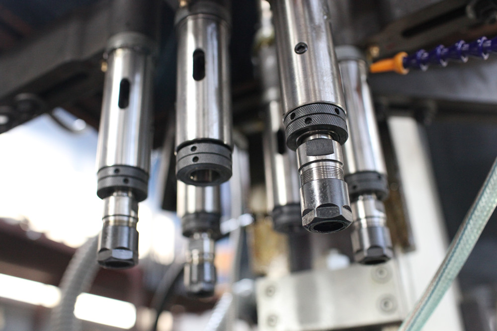 多頭鉆床都用哪些鉆桿，來幫助鉆頭實現鉆孔功能