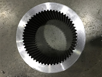 ZK5213*12/5Y 鉆內齒圈，孔大小不同